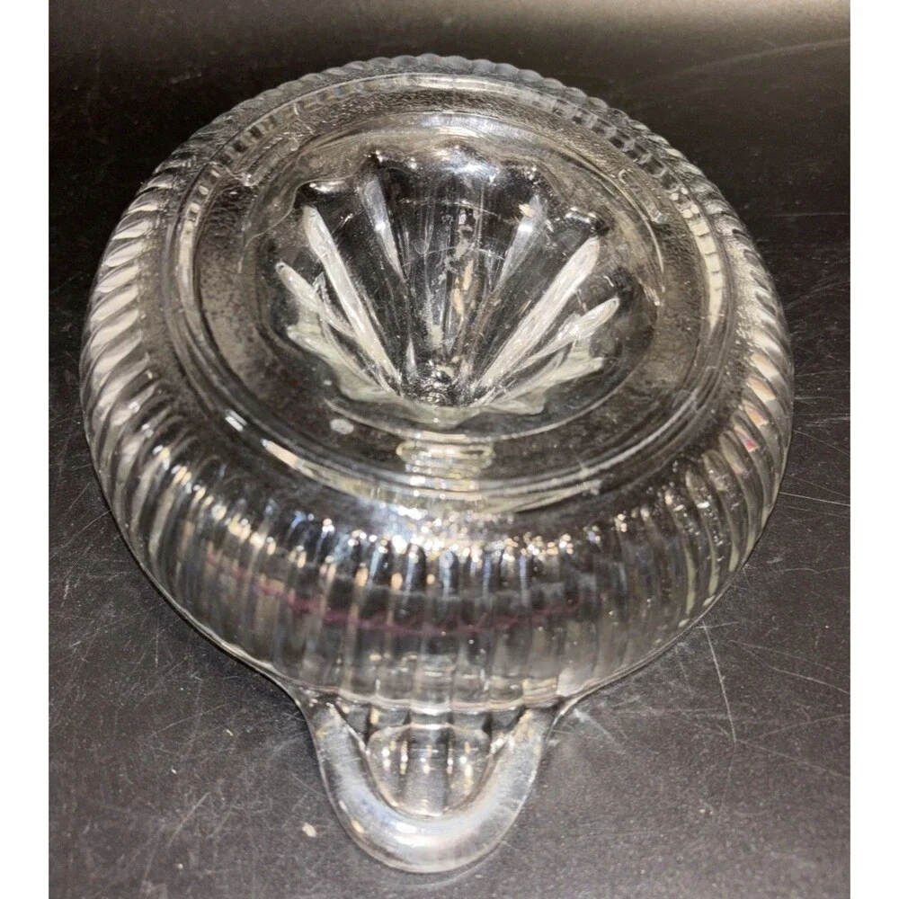 Vintage Clear Glass Lemon Orange Citrus Juice Maker Squeezer Reamer Juicer